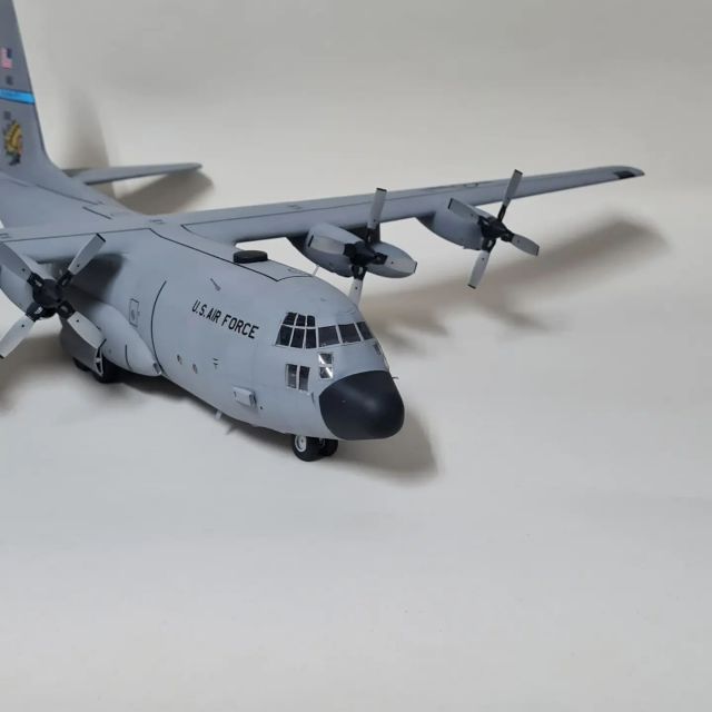 1/72 Zvezda C-130H Hercules model airplane. #scalemodelling #scalemodels #scalemodel #scalemodelaircraft #scalemodeling #modelairplanes